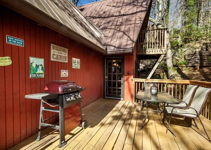 Bear View Chalet With Hot Tub And Near Ober