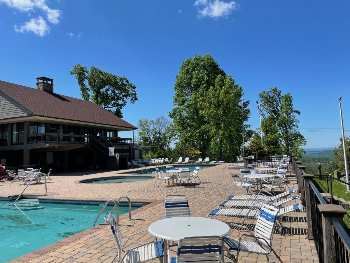 Bear View With Hot Tub And Near Ober Holiday home *