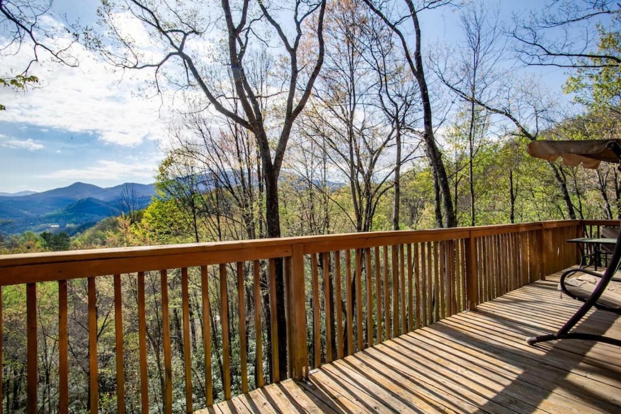 Bear View With Hot Tub And Near Ober Holiday home *