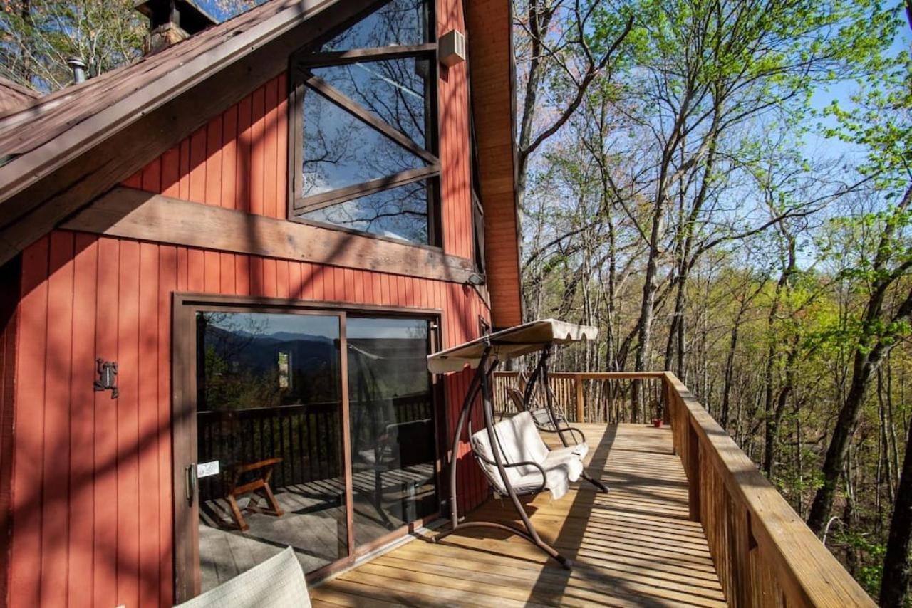 Bear View With Hot Tub And Near Ober